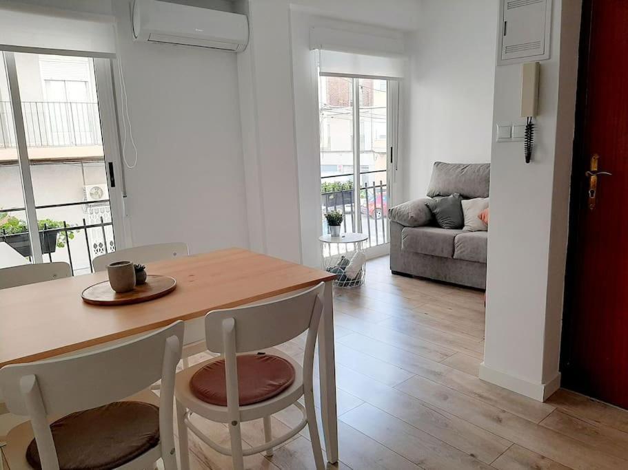 Confortable Apartamento En Эльче Экстерьер фото